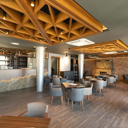 Hotel Castello Призрен Экстерьер фото