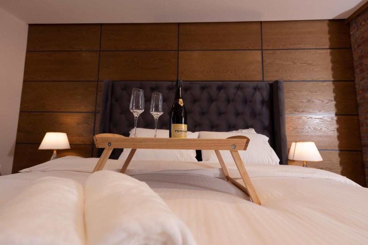 Hotel Castello Призрен Экстерьер фото