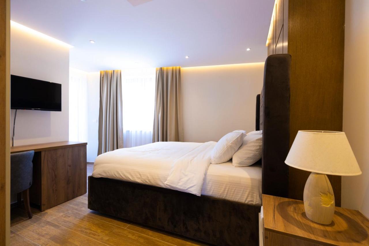 Hotel Castello Призрен Экстерьер фото