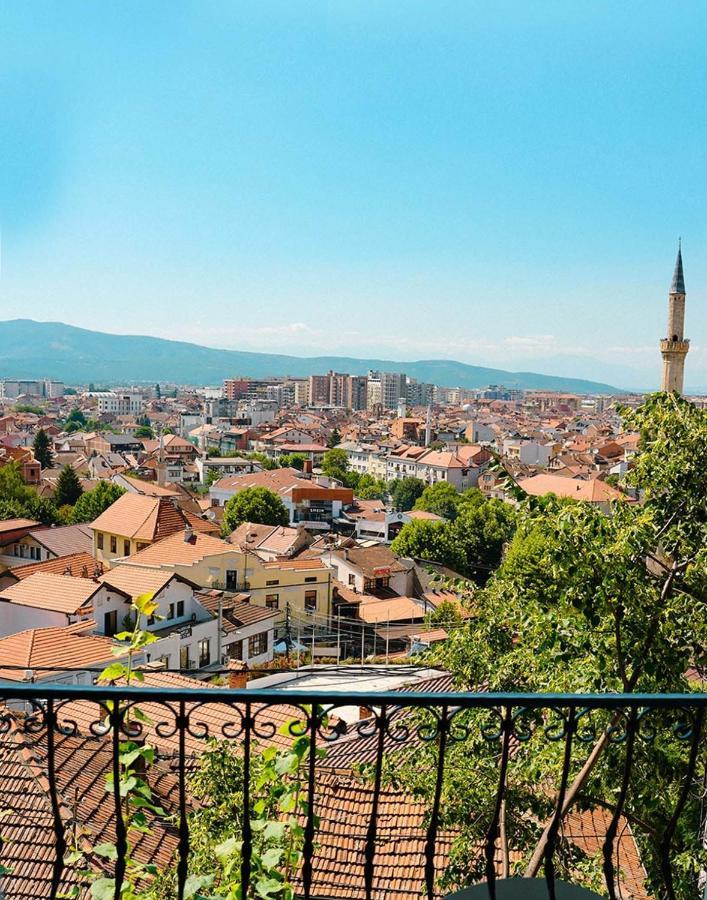 Hotel Castello Призрен Экстерьер фото